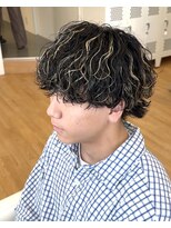 ビカム 名駅(become)&nbsp;メンズ波巻きウルフメッシュパーマウルフパーマメンズハイライト