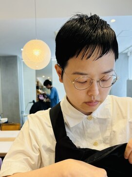 コル(Cor) カッコイイ系女性ベリーショート