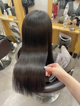 ラフ 原宿(L.a.a.g.f harajuku) 髪質改善/艶感ストレートロング@原宿