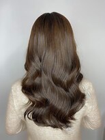 ジーナ 高槻(Zina)&nbsp;髪質改善＊ミルクティーベージュフェミニンロング＊【Zina高槻】