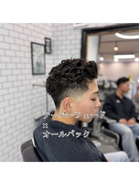 トップバイスリーナイン(TOP by THREE NINE) テーパーフェード×オールバック