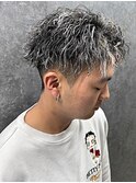 ツイストスパイラルパーマホワイトメッシュアップバンクショート