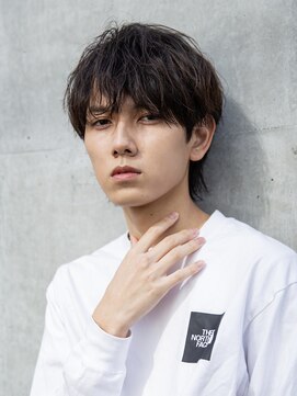 シティ(CITY) 小久保styleフェザーパーマグレーブルーカラー刈り上げショート