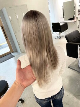 キング(K!ng) 縮毛矯正髪質改善ハイライトレイヤーカット枚方美容室エクステ