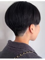 オーク 学芸大学(OAK)&nbsp;前髪なし 暗髪 ハンサムショート 耳だし刈り上げショート