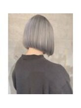 【イルミナカラー】☆SNSで話題☆革命的な透明感を得られ透け感を手に入れられるのが特徴です