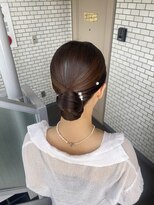 ソノ(sono)&nbsp;綺麗めヘア　タイトヘア　シニヨン　アップヘア