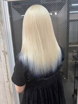 ラニヘアサロン(lani hair salon)&nbsp;ブロンド×さりげな裾カラーブルー/ハイトーン/デザインカラー/