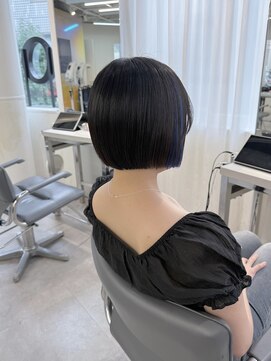 ユーフォリア 渋谷グランデ(Euphoria SHIBUYA GRANDE) 黒髪ボブ ボブカット ミニボブ 切りっぱなしボブ 艶髪 AKARI