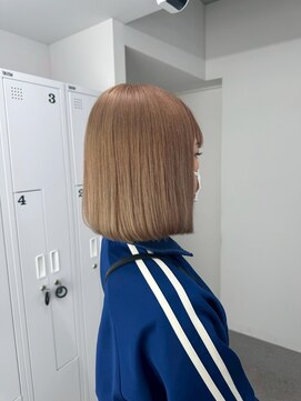 イロウ 山口どうもん店(IROW) ダブルカラー/切りっぱなし/ベージュ/ブリーチカラー