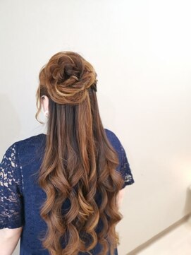 ヘアセットサロン ミント(Hair set salon MINT) フラワーハーフアップ