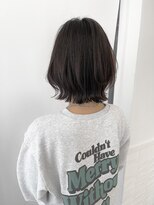 ネオリーブ チロル 横浜西口店(Neolive CiroL.)&nbsp;外はねボブ　レイヤーボブ　アッシュベージュ くびれヘア