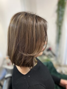 ツムグ 代官山店(TUMUGU) 30代40代50代大人可愛いグレージュカラー白髪ぼかし◎代官山