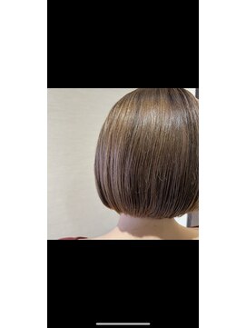 エムウィッシュ(M Wish) ミニボブ/ころんとボブ/丸みショートボブ/ハイトーン/大人可愛い