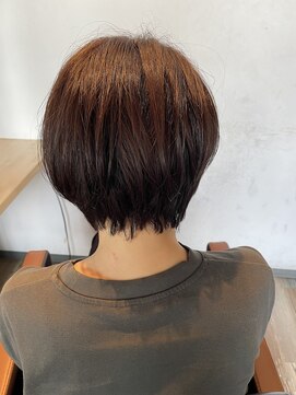 チルアウト(Chill out) ショートボブ