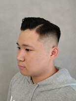 ソアー 新大阪(SOAR)&nbsp;スキンフェードカットサイドパートアッシュブラック【新大阪】