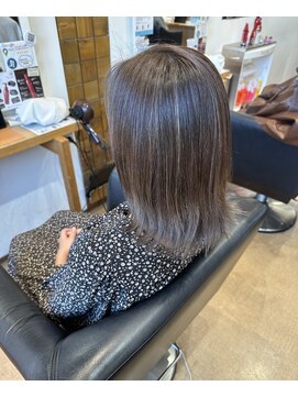 リシェールグリーン 越谷花田店(RICHAIR GREEN) デザインカラー/レイヤーカット/ウェットヘア/オリーブベージュ