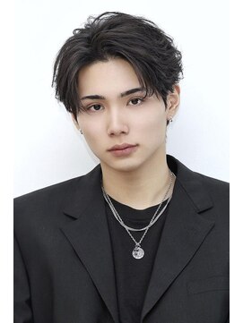 リップスアネックス 大宮(LIPPS annex) センターパート 韓国ヘア コンマ カルマヘア