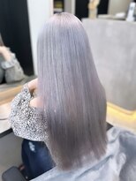 ラピス 福岡天神店(Lapis)&nbsp;ホワイトシルバー/ブリーチ/ハイトーン/髪質改善