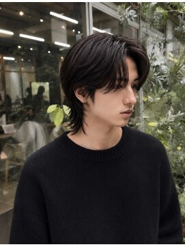 ベル 新宿(Belle) お洒落men'sに。ウルフ/ニュアンスウルフ/フェザーパーマ/新宿駅