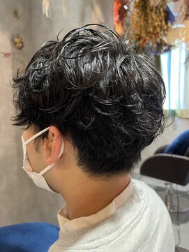 お花と犬と美容室 くせ毛風パーマ