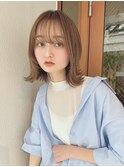 レイヤーニュアンス/外ハネボブ/オリーブベージュ