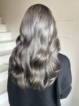 キキ(kiki) オリーブグレージュ_ショコラアッシュヘルシースタイル_kiki0078