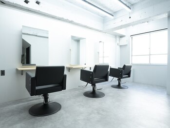 Men's hair salon First 甲府店【ファースト】