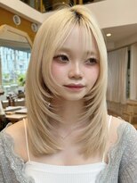 バイオレット 表参道店(Violet) ハッシュカットミディアムレイヤーウルフ顔周りカットブリーチ