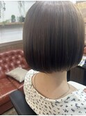 ミニボブ×グレージュ