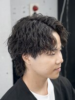 オーバル ジングウマエ(OVARL jingumae)&nbsp;縦落ちパーマセンターパートシャドウパーマサーフカール