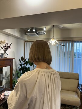 シーン(scene) 魅力を引き出すミニボブ