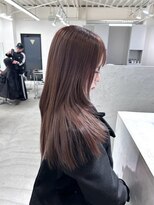 イト(ito.)&nbsp;2. レイヤーカット/ブラウンカラー/ハッシュカット/ボブ