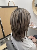 ハイク(HYKE) ミディアムレイヤーバレイヤージュ猫カラーミックス