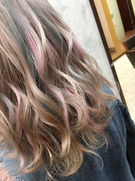 ミルクティー(Milk TEA) リルでカラフルに♪ユニコーンカラー