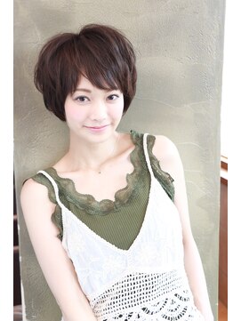 ネオリーブクレア 綱島店(Neolive Krea) 大人可愛いひし形ショート グレージュカラーで柔らかく☆