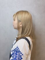 ヘアサロンM 新宿 ゴールドカラー×ワンレングス