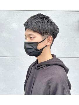 ヘアステージアミカル アップバングショート