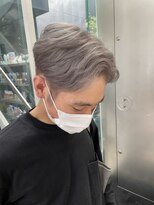 シェリ ヘアデザイン(CHERIE hair design) white silver