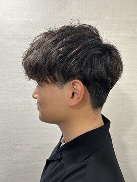 ベルポ(Bellpo) スタイリングが簡単に！メンズパーマ