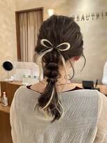 ビュートリアム265(BEAUTRIUM 265)&nbsp;もこもこアレンジ ヘアセット 結婚式参列ヘアリボンアレンジ銀座