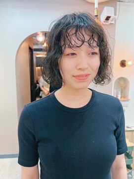 シビバイレボ(CIBI by revo) 地毛風カラー/ナチュラルレイヤーカット/ショートボブ[船橋]