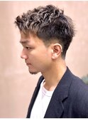 ダークアッシュ　フェード　ニュアンスパーマ　ベリーショート