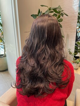 ステア ケース(stair case) 【NATASHA】銀座レイヤーカット/20代/30代/40代/50代