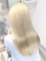 リノショアーズ 日本大通り店(RINOSHORES) 20代30代40代ブリーチありなし艶感カラー透明感ナチュラルカラー