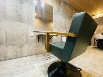 ヘアーサロンピース(hair salon piece)の写真/【津新町駅徒歩1分】少人数だからこその落ち着いた空間。高い技術とセンスで理想の仕上がりを叶えます☆