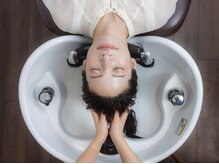 【Q：ヘッドスパメニューはありますか？】名古屋市栄町美容室・頭皮診断パーソナルカラー診断ダブルカラー