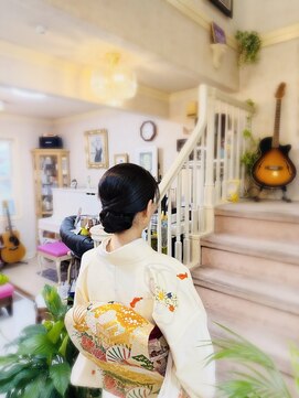 美容室 ティンカーベル 着物ヘア