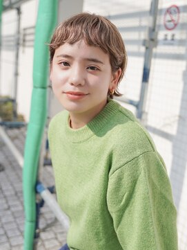 シック(sick) ベージュカラークセ生かしボブ【福岡/ショート・ボブ×パーマ】