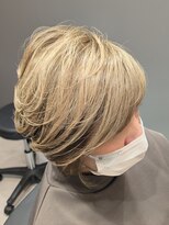 ジールヘアー(GIIL HAIR)&nbsp;アシンメトリーショートスタイル